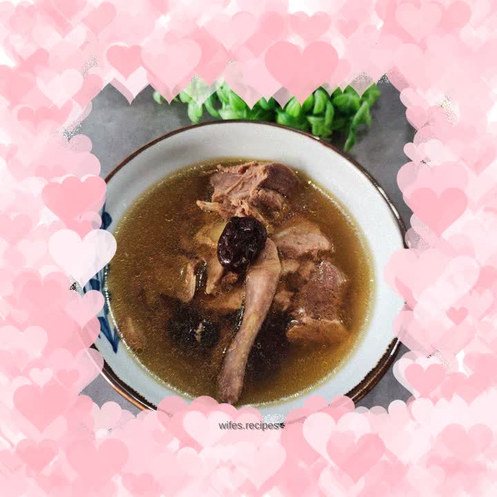 Angelica Codonopsis and Pigeon Soup