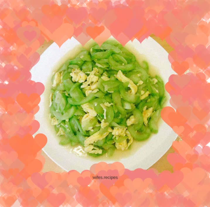 Scrambled eggs with loofah