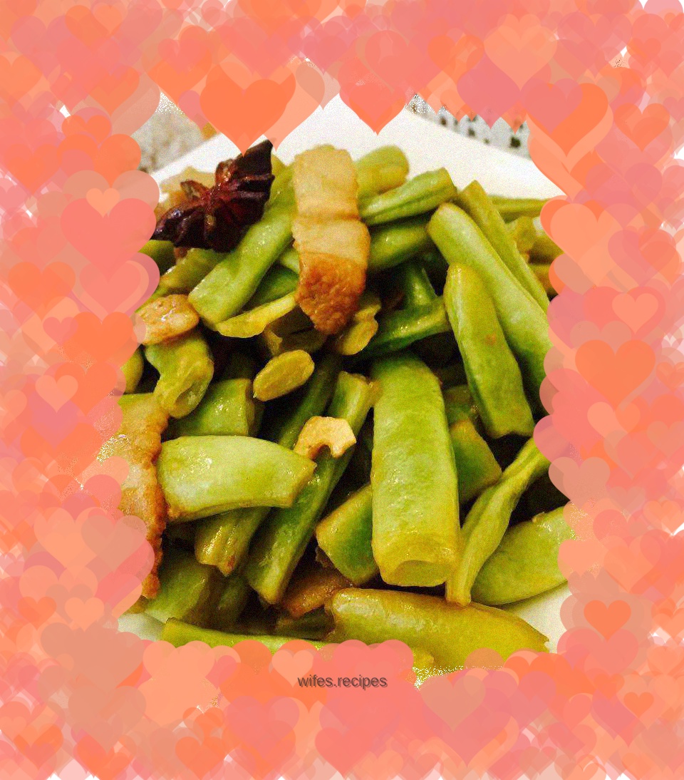 Pork belly and roasted beans