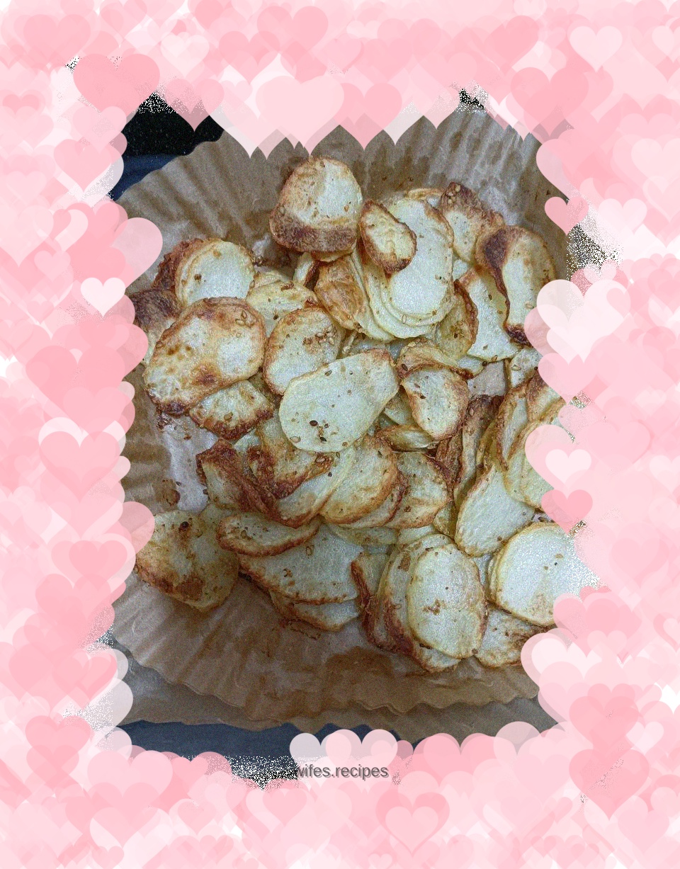 Air fryer baked potato chips