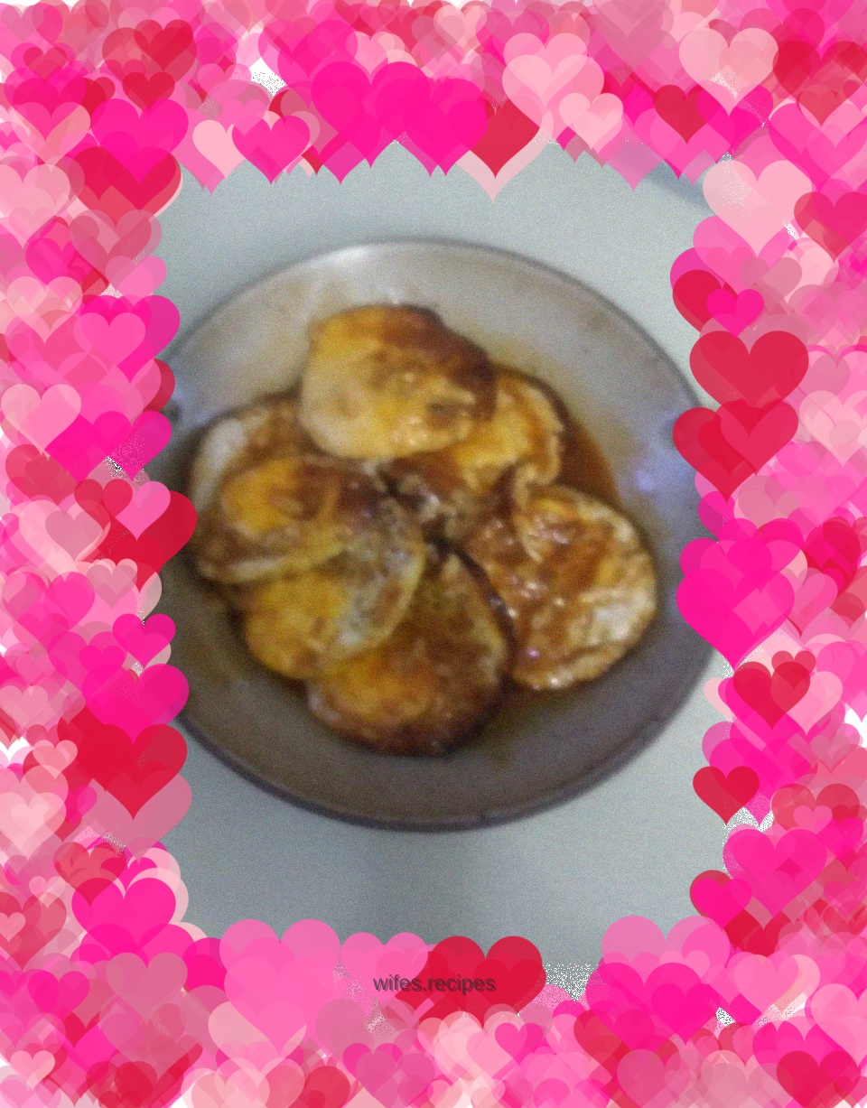 Sweet and sour poached eggs