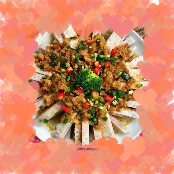 Steamed taro with minced meat