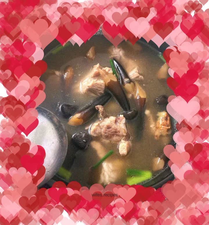 Chicken Finger Mushroom Pork Ribs Soup