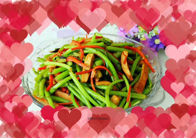 Stir-fried chrysanthemum stalks