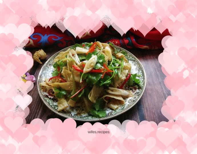 Artificial meat mixed with coriander