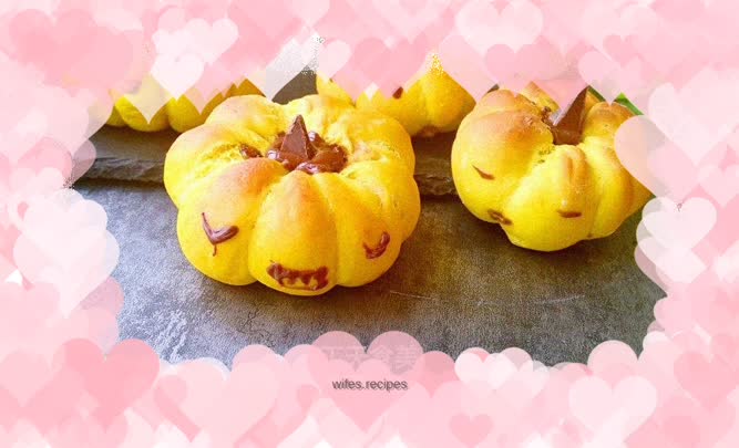 Pumpkin Bean Paste Bread