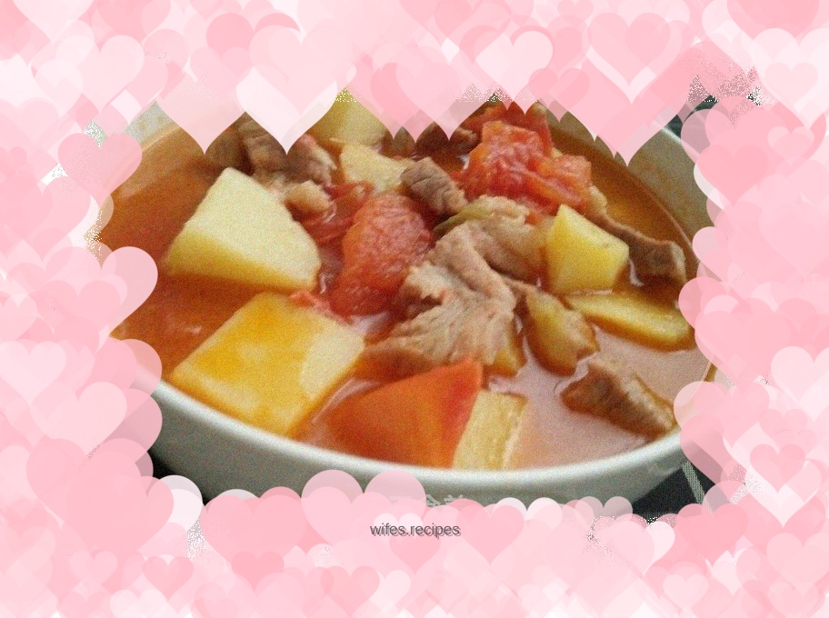 Beef and Nan stewed with potatoes and tomatoes