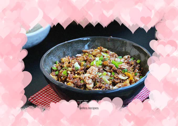 Scrambled eggs with shrimp paste