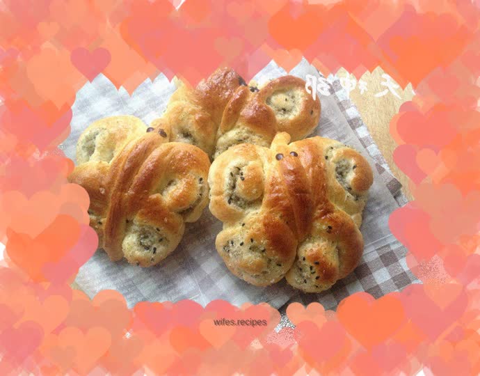 Black millet and sesame bagels