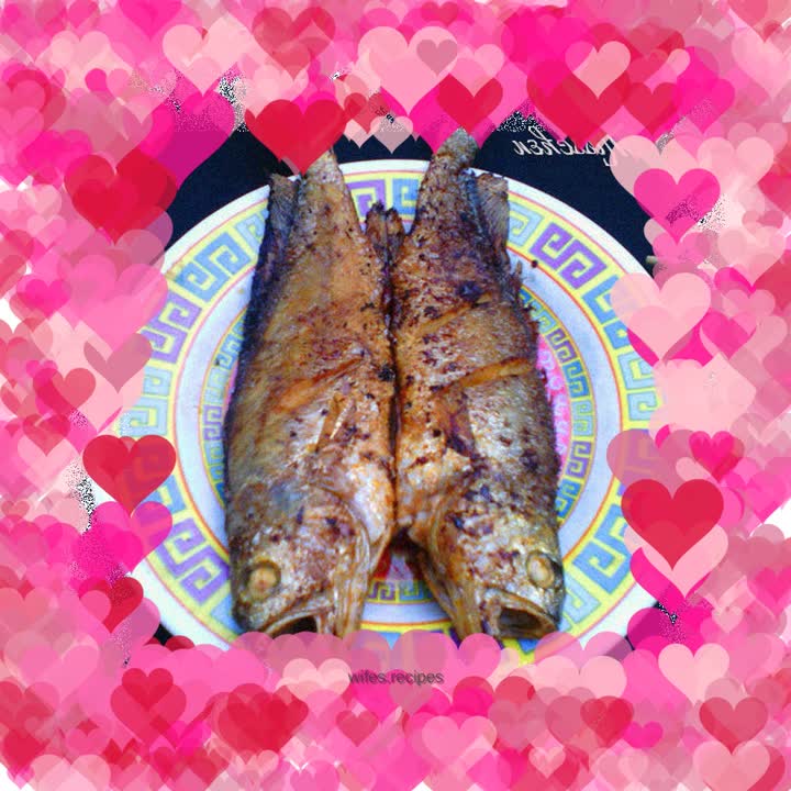 Pan-fried cucumber fish