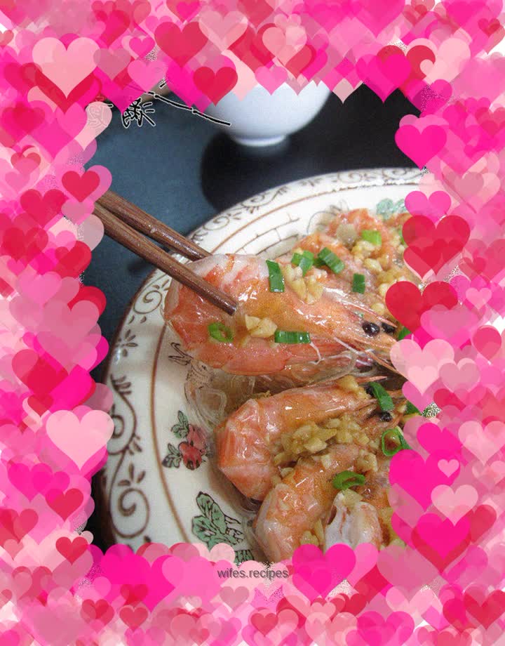 Steamed shrimp with garlic vermicelli