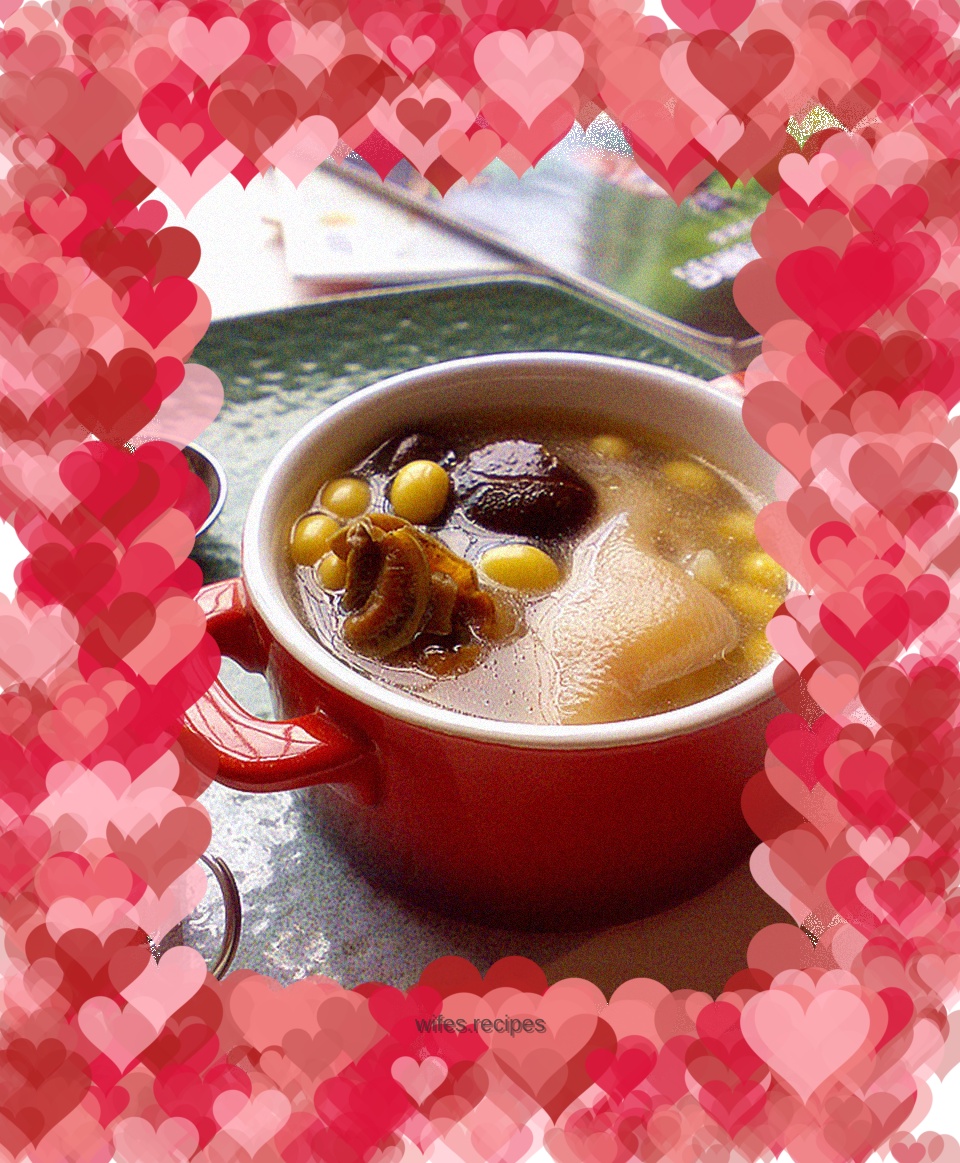 Mushroom, Soybean and Pig Trotter Soup