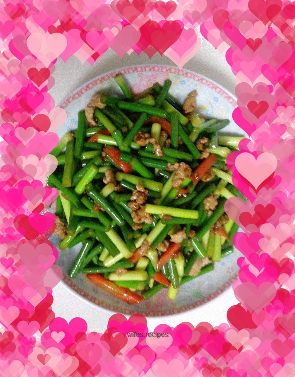 Stir-fried minced meat with garlic