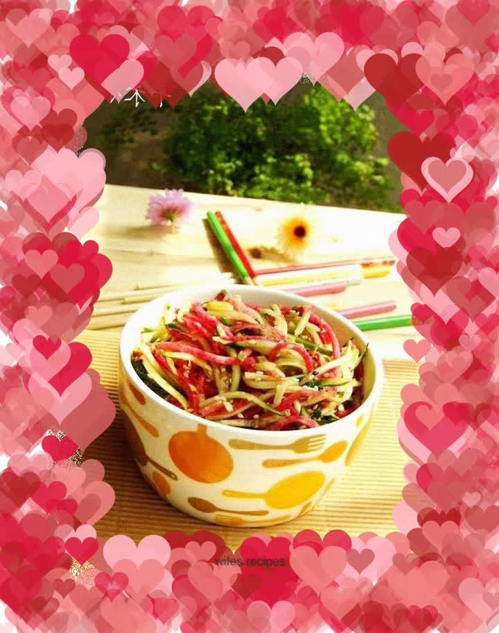 Cucumber mixed with shredded radish