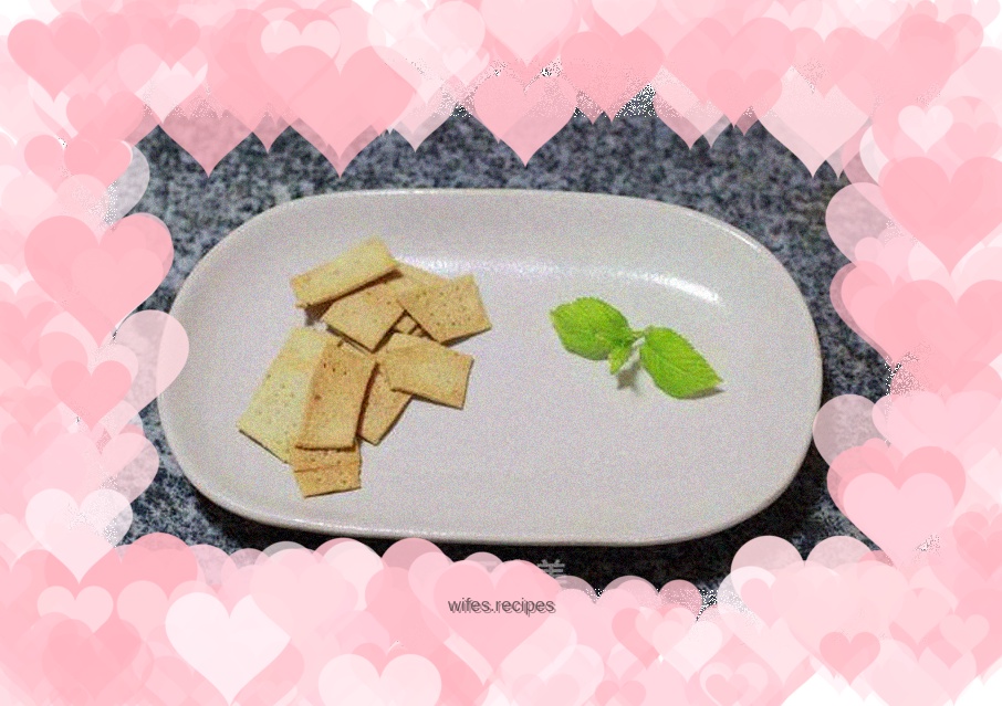 Less oil version of pesto crispy cookies