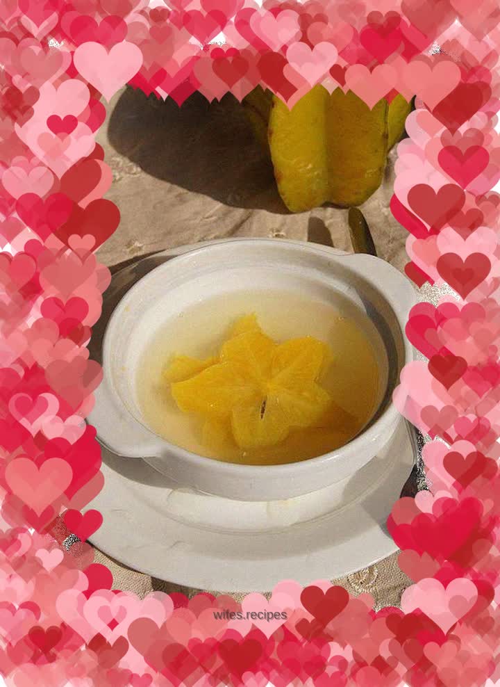 Sweet and sour star fruit soup