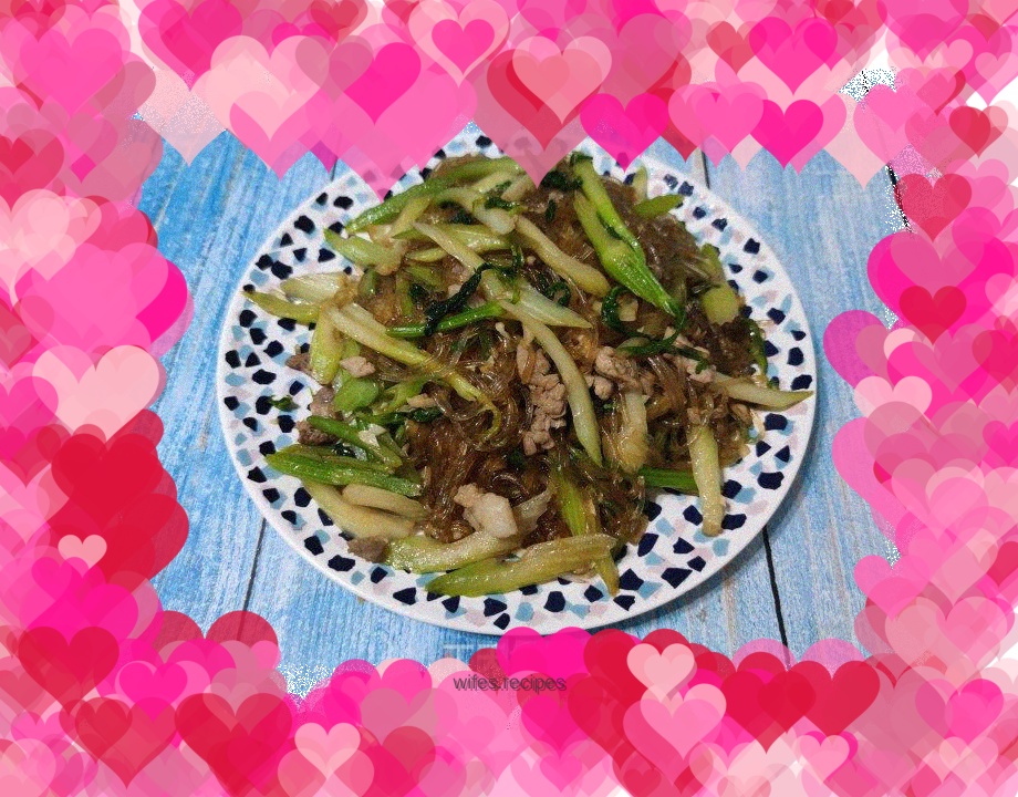 Kuaishou Stir-fried Celery Noodles