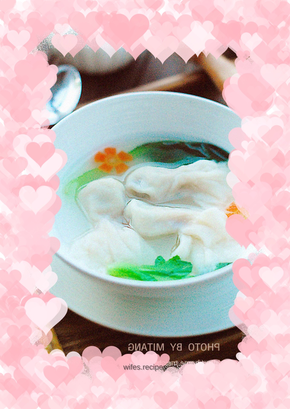 Chicken soup, shrimp and fish dumplings