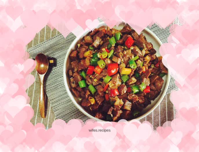 Black pepper beef cubes