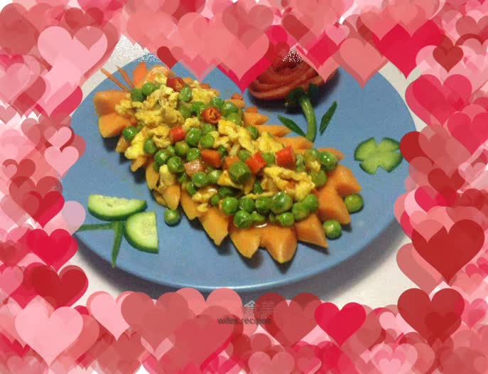 The fruit basket is full