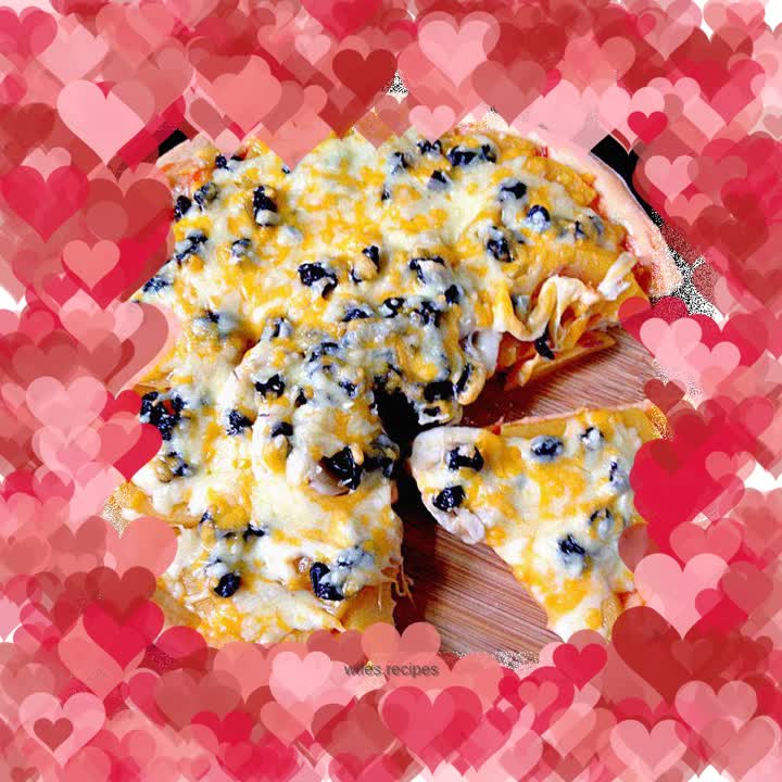 Yellow Peach Banana Raisin Pizza