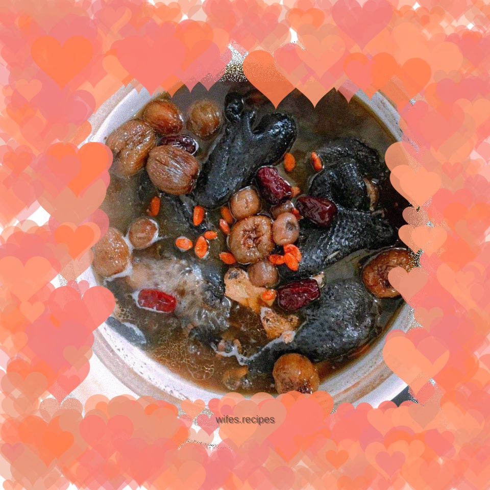 Traditional black-bone chicken casserole