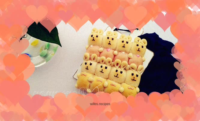 The magic tool for coaxing children: super cute rabbit squeezing buns