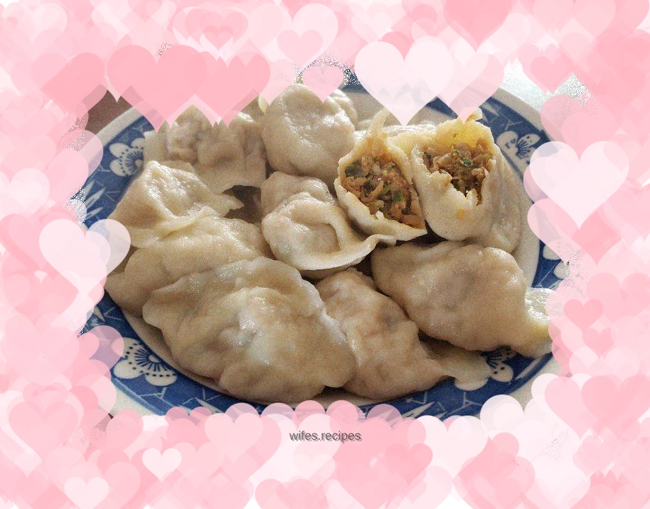 Pork and white radish stuffed dumplings