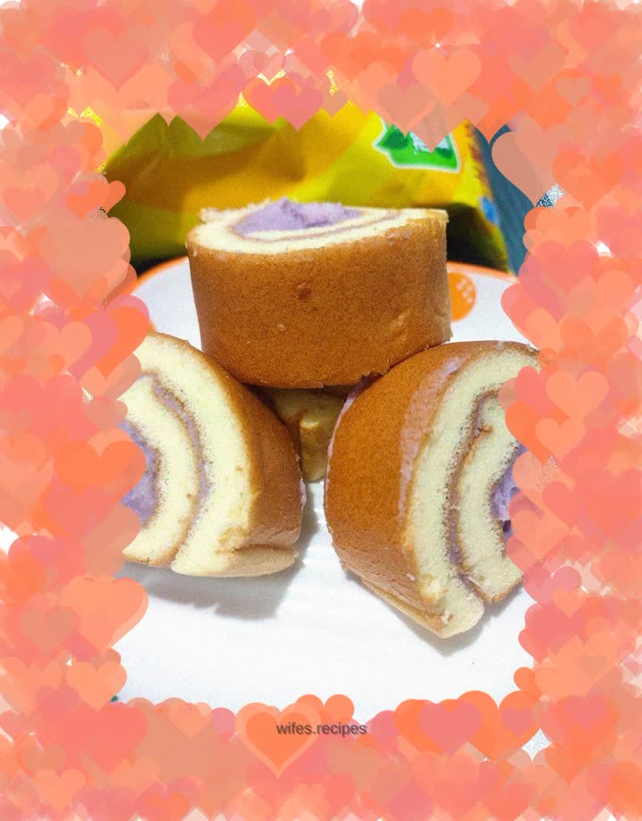 Taro cake roll