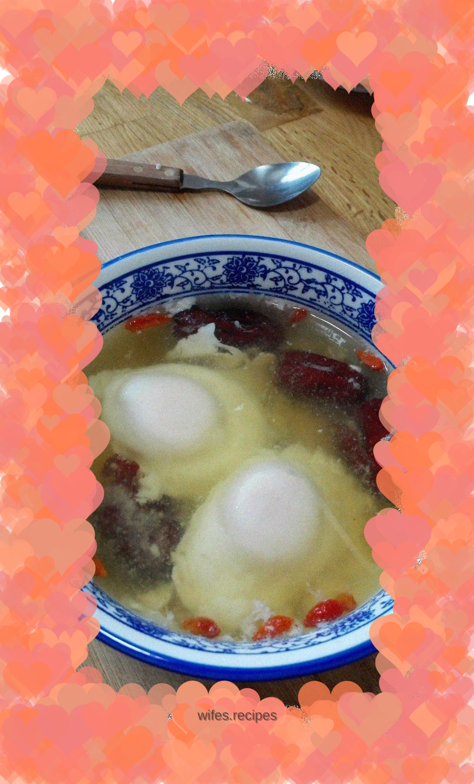 Poached egg with red dates and fermented glutinous rice