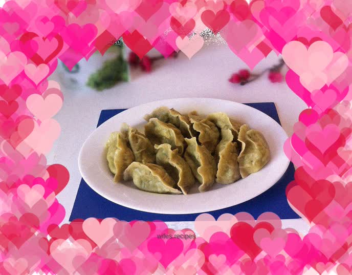 Matcha egg and chive dumplings