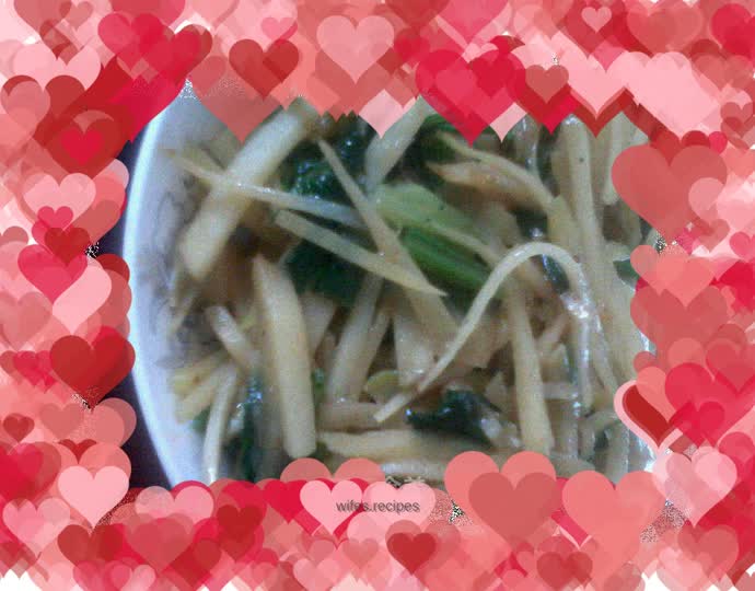 Stir-fried potatoes and celery