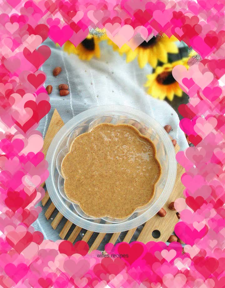 Rich peanut sesame sauce