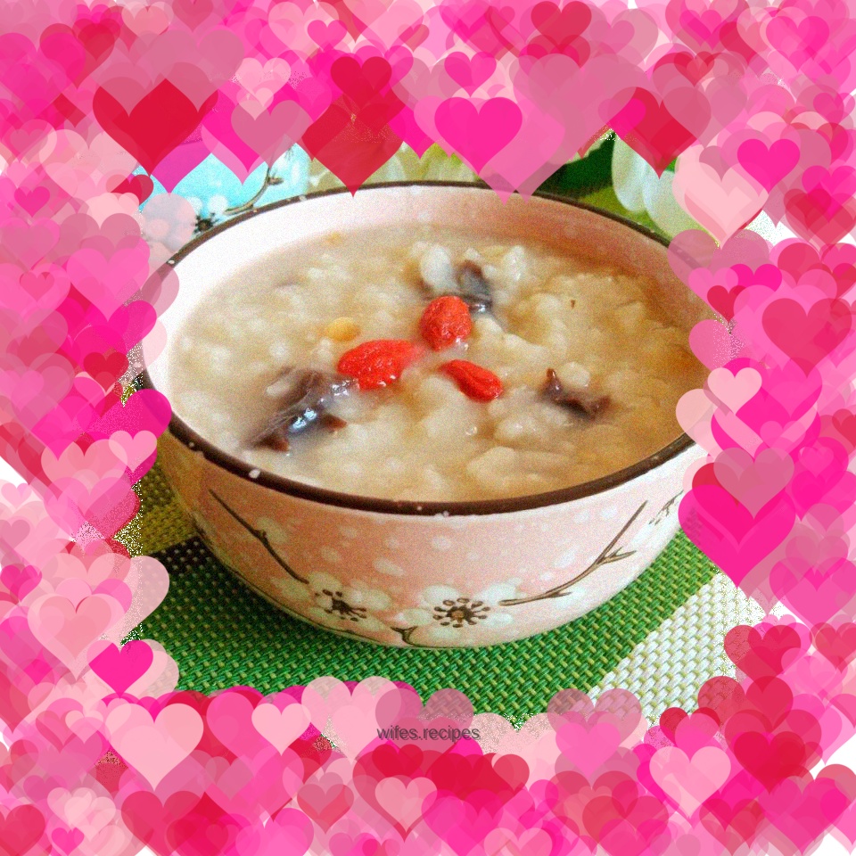 Sea cucumber turned into egg porridge