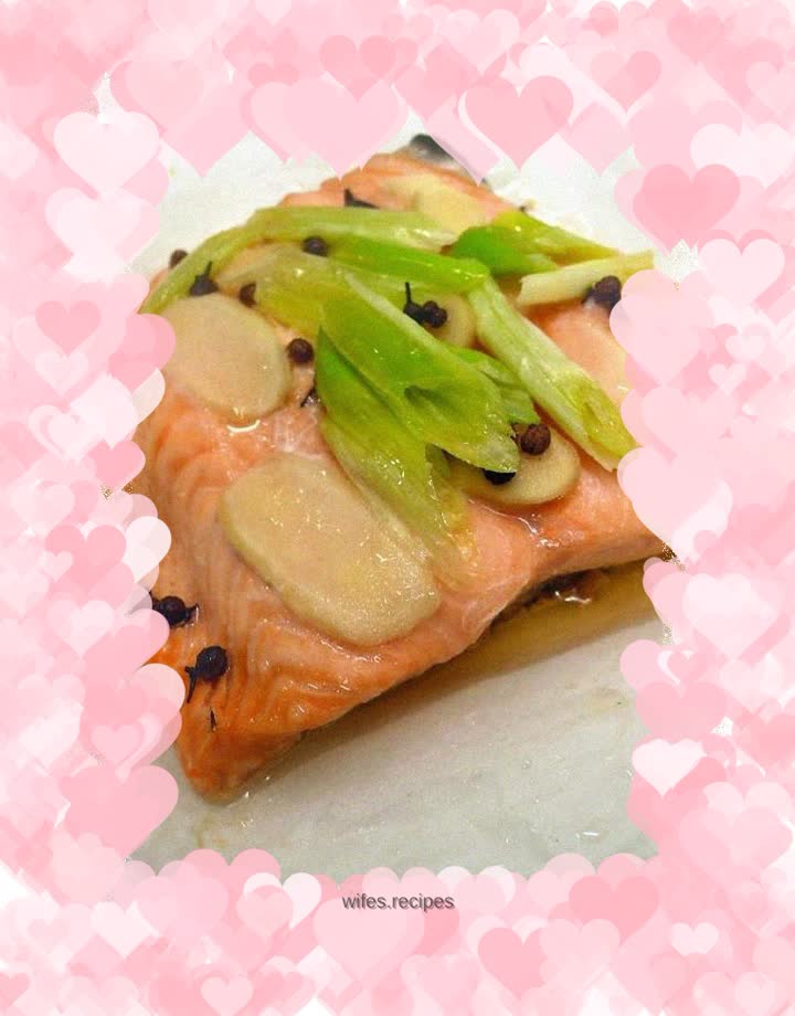 Wine Steamed Salmon "Paper Wrapped Fish Fillet 2"
