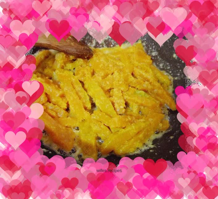 Baked pumpkin with salted egg yolk