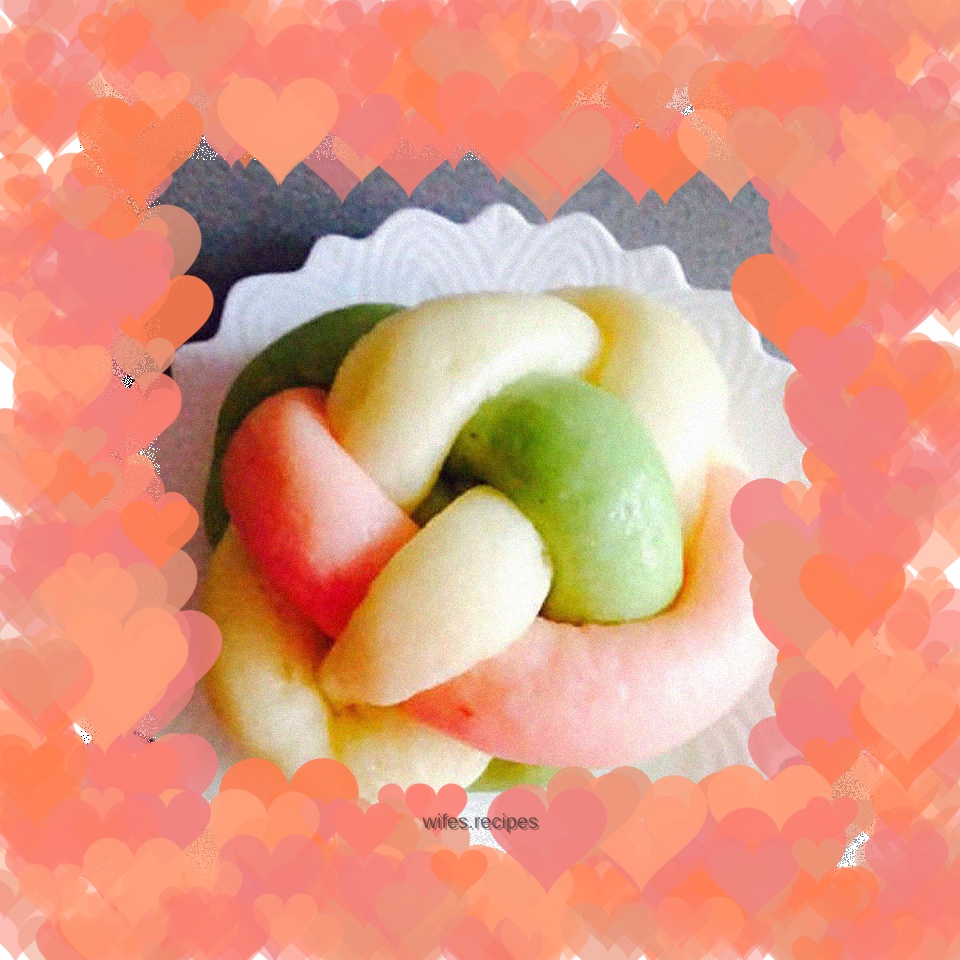 Hydrangea steamed buns