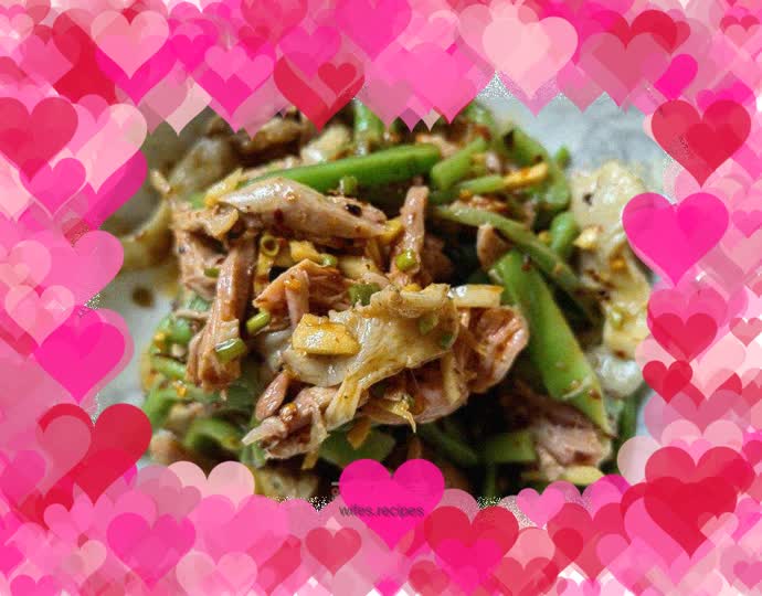 Chicken legs mixed with tribute vegetables