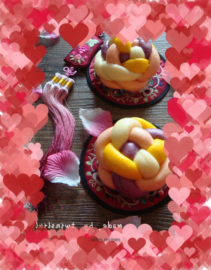 Patterned Pasta Hydrangea Steamed Buns