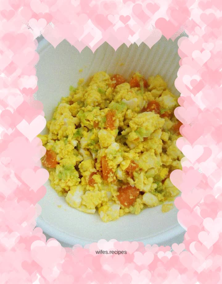 Baby food supplement for 7 months Vegetable, tofu and egg yolk puree