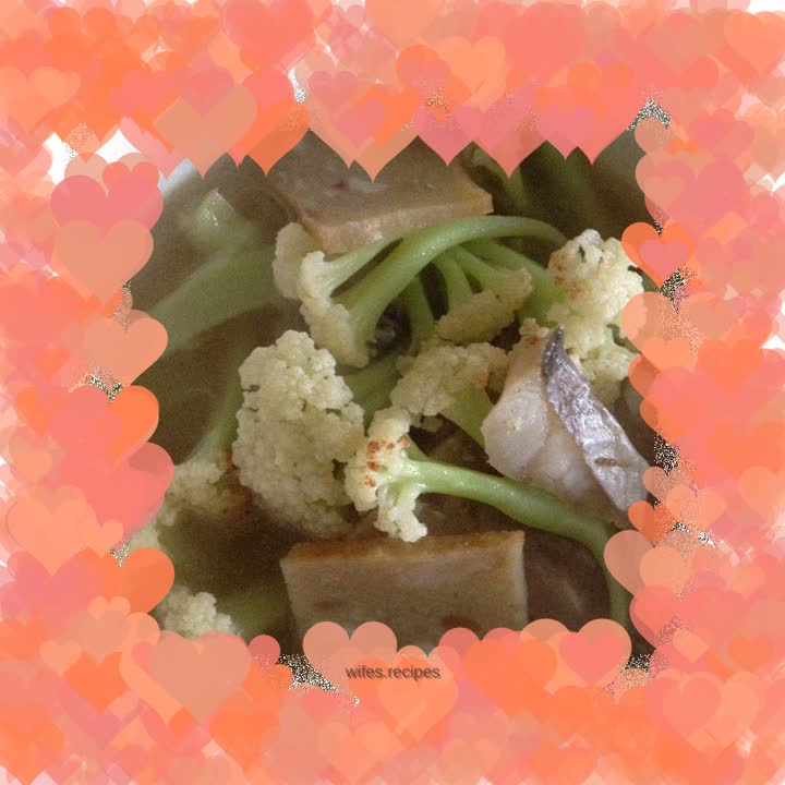 Squid cakes, dried eels and roasted cauliflower soup