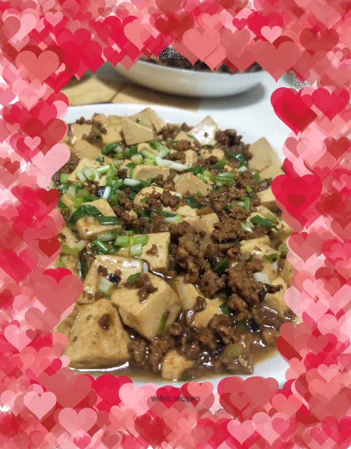 Braised tender tofu with minced pork
