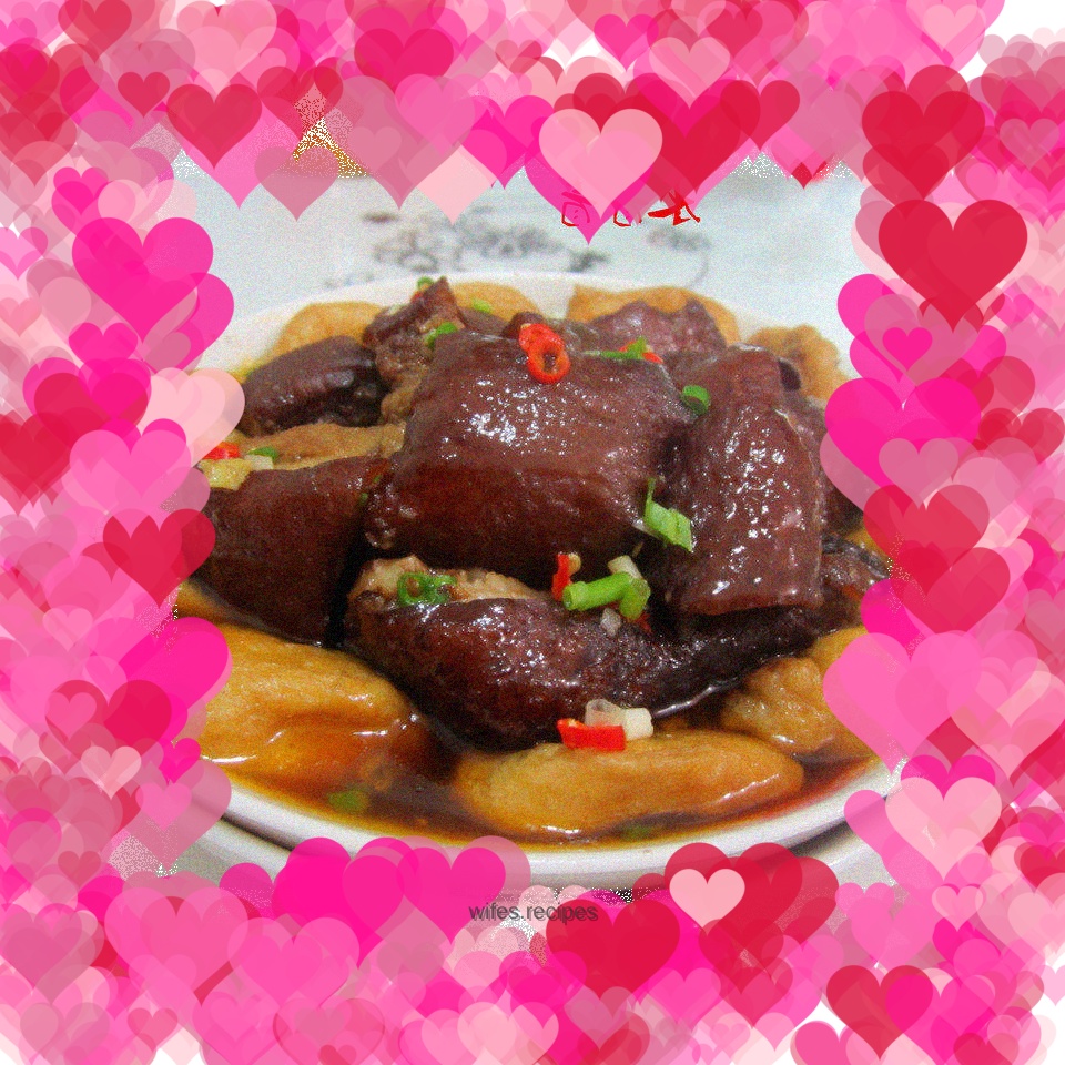 Steamed pork belly with soybean curd