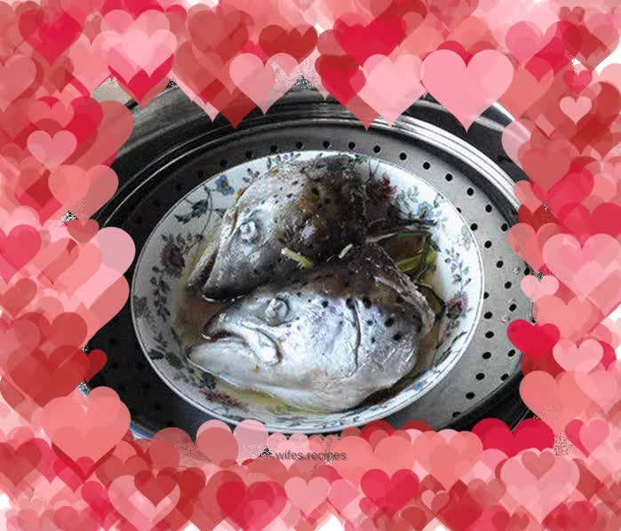 Steamed salmon head