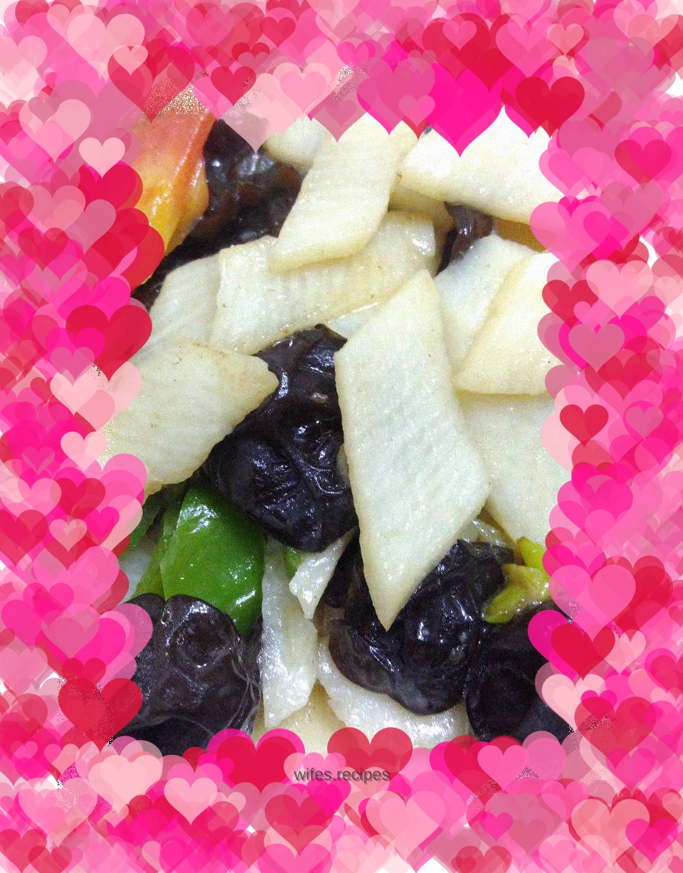 Fried fungus with yam