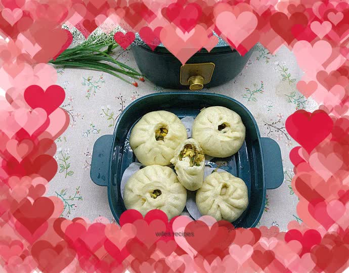 Chive vermicelli buns