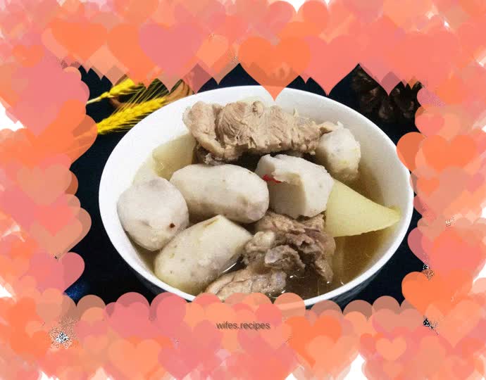 Braised pork ribs with radish and taro