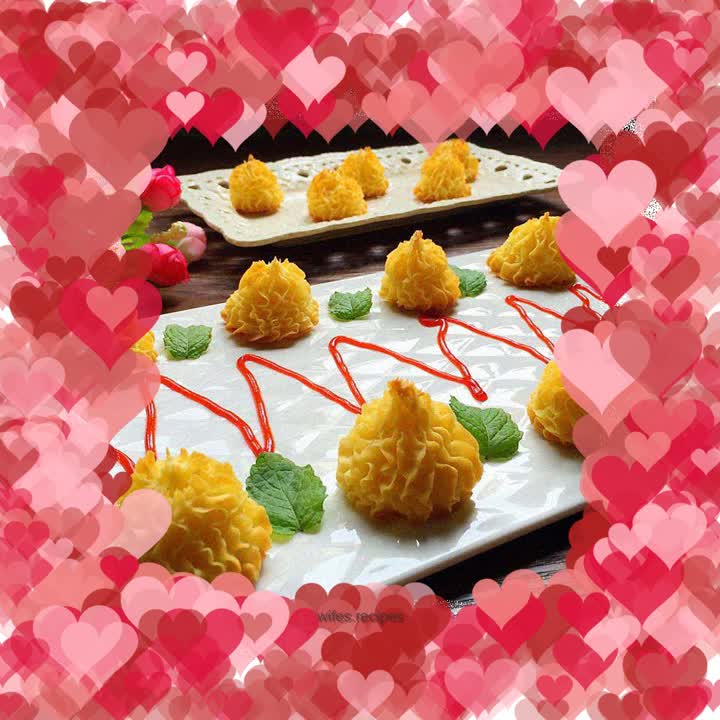 Baked mashed potato tart