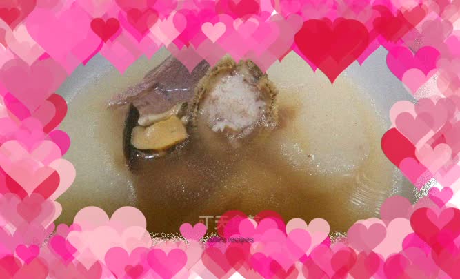 Pingguo, Sydney, Abalone, Snail and Pork Bone Soup