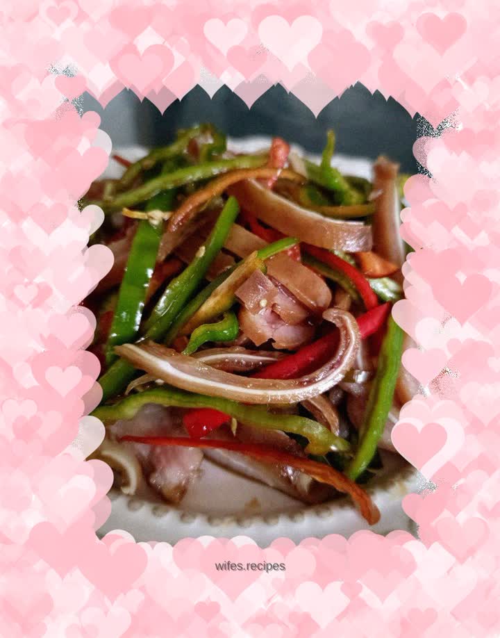 Spicy pepper mixed with pig ears